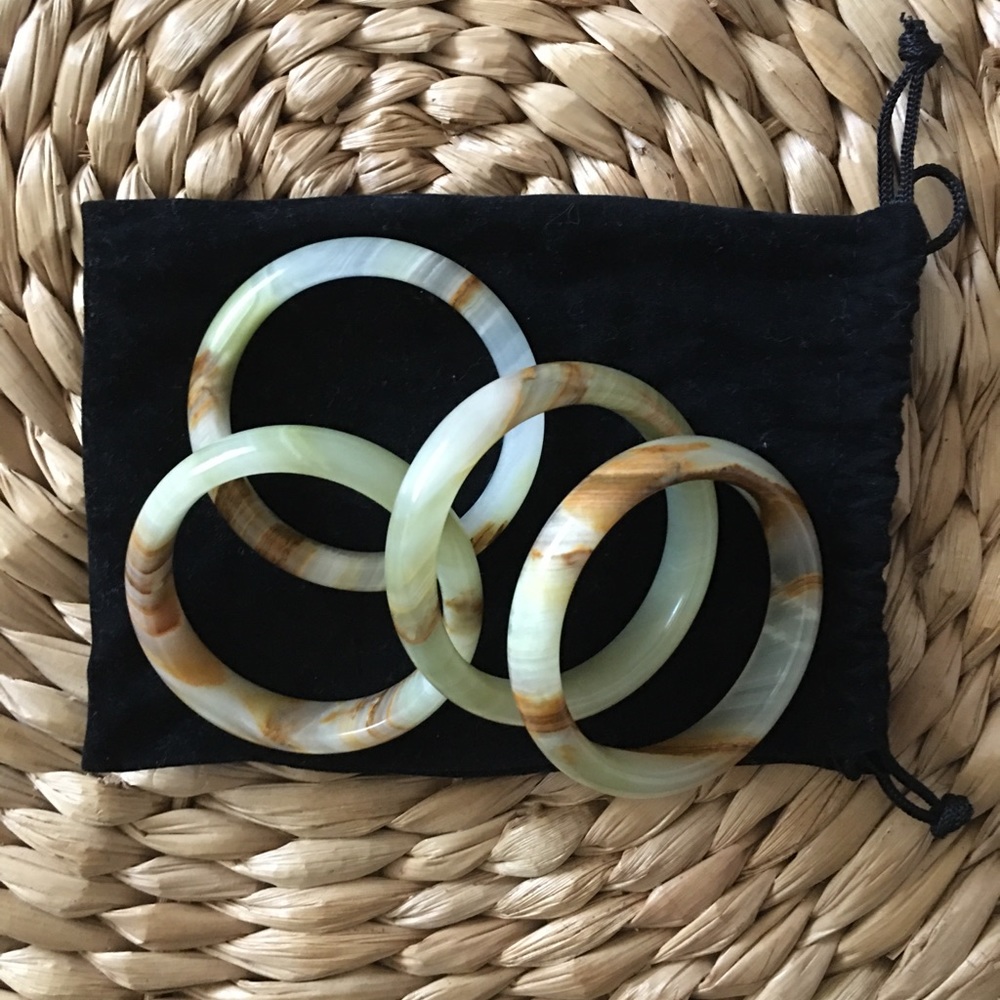 Marble Patterned Crystal Bracelets. Set of 4
